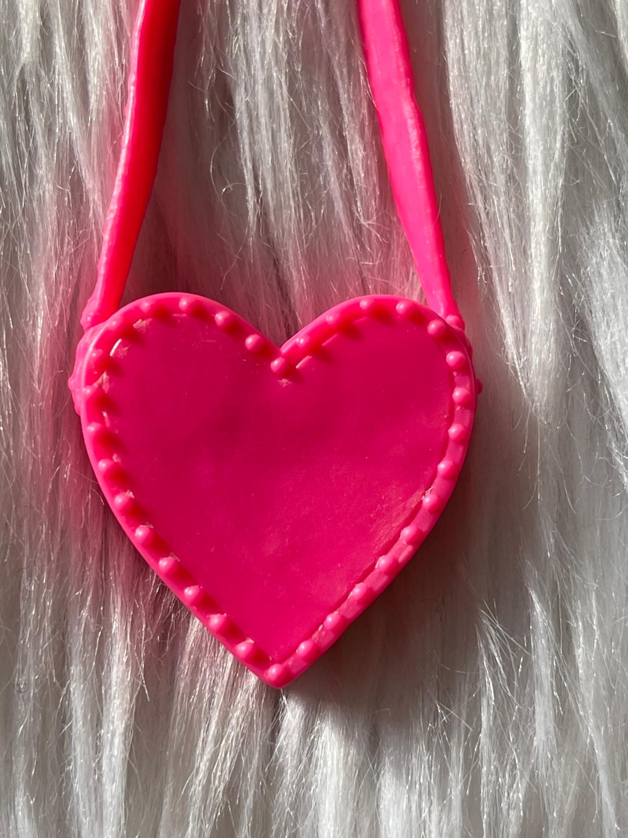 Barbie Fashionistas Heart Shaped Purse READ — image 4