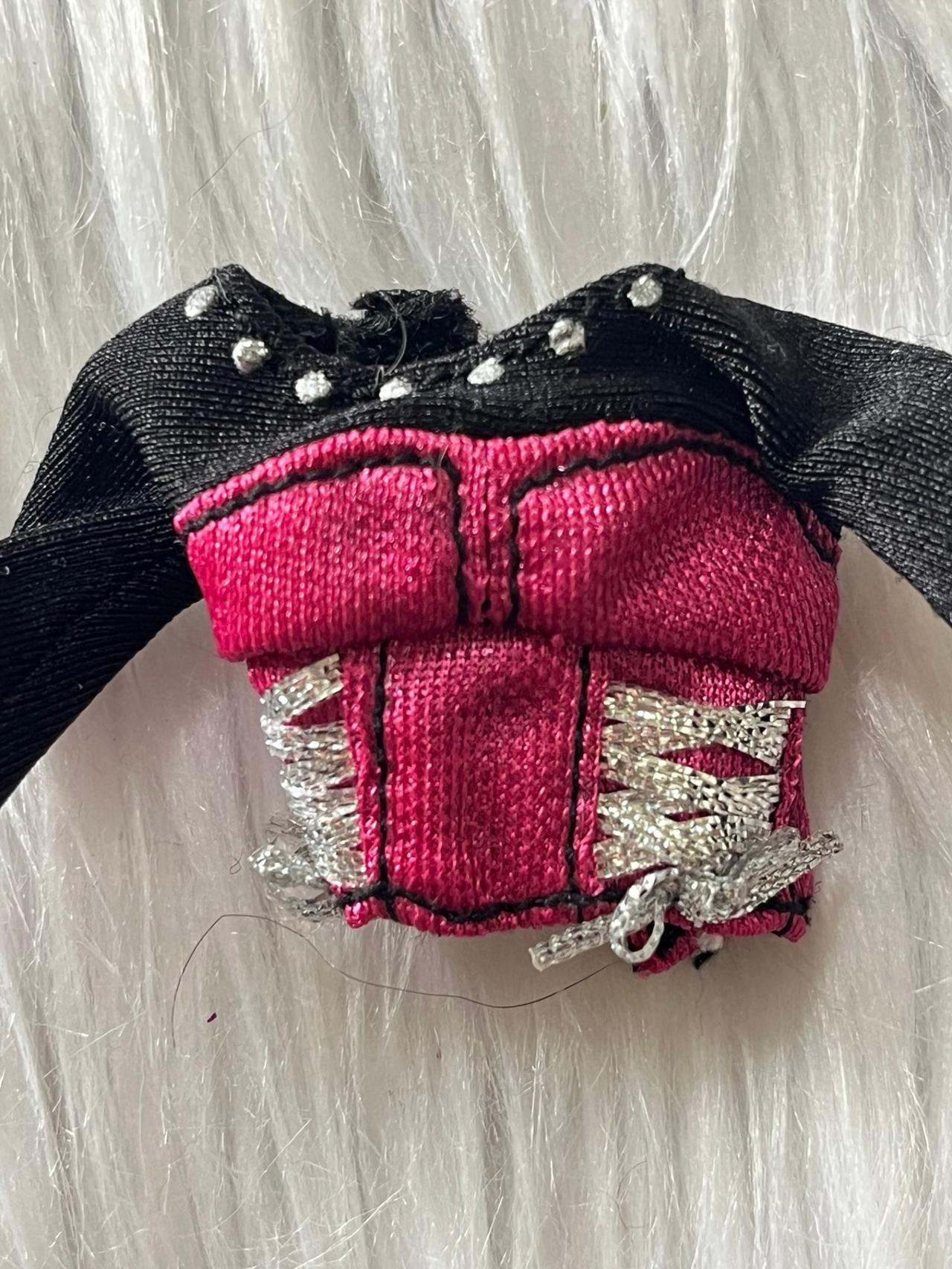Bratz Vintage 2002 Vintage Bratz Singerz Sasha Top READ — image 2