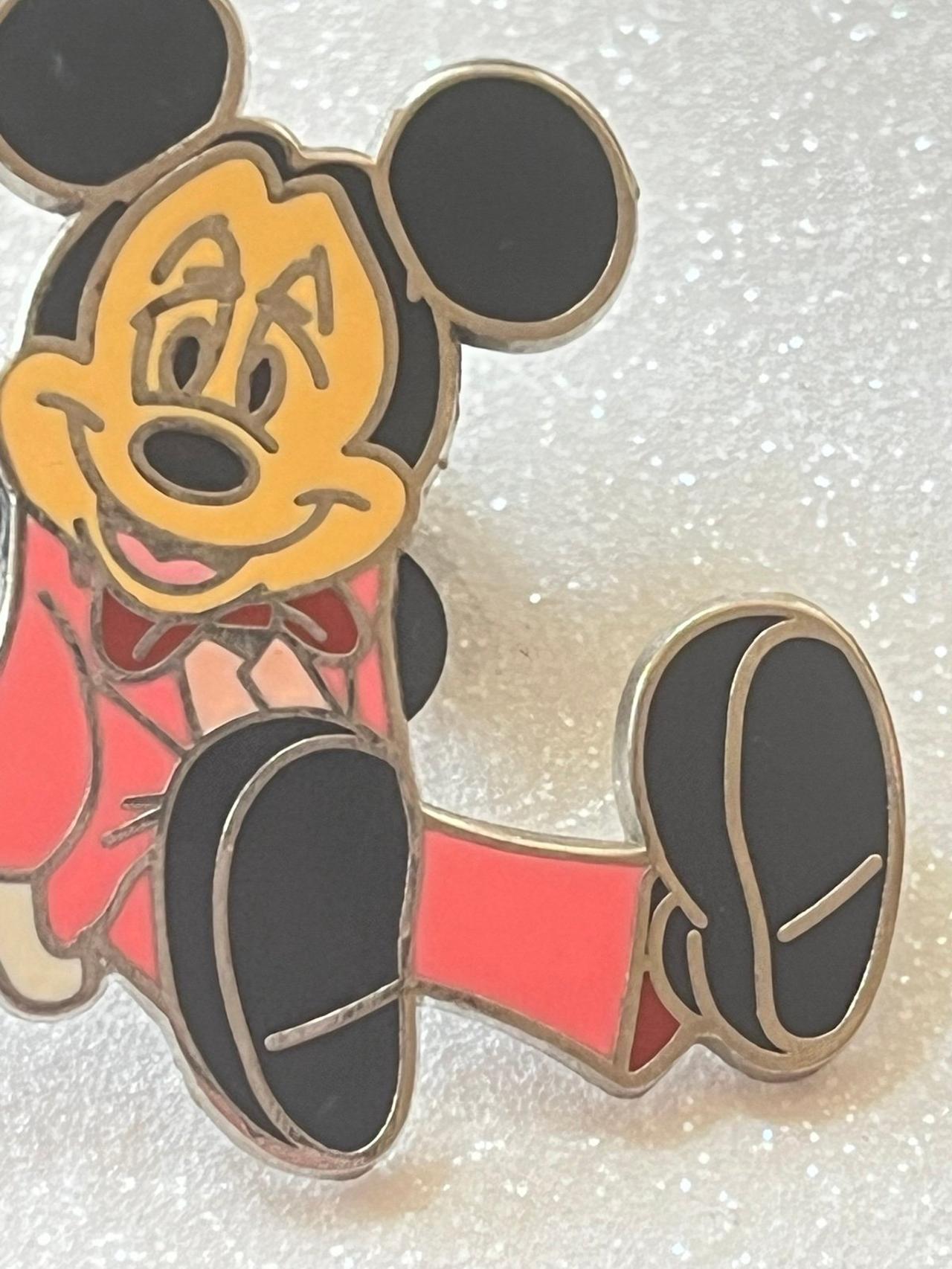 Disney Official Trading Pin Pink Tuxedo Mickey Mouse READ — image 3