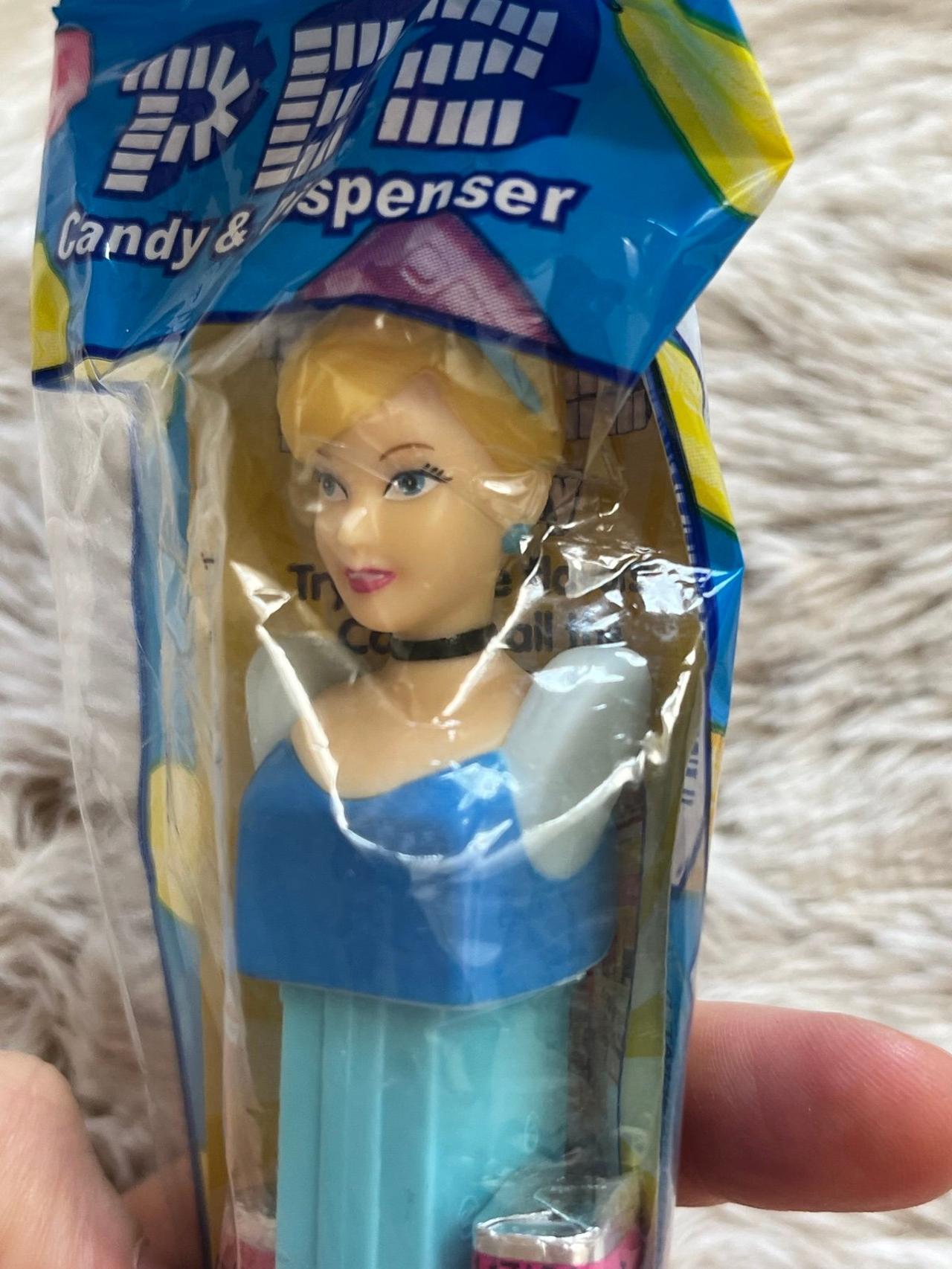 Disney Princess Cinderella Pez Dispenser with Candy NIP READ — image 9
