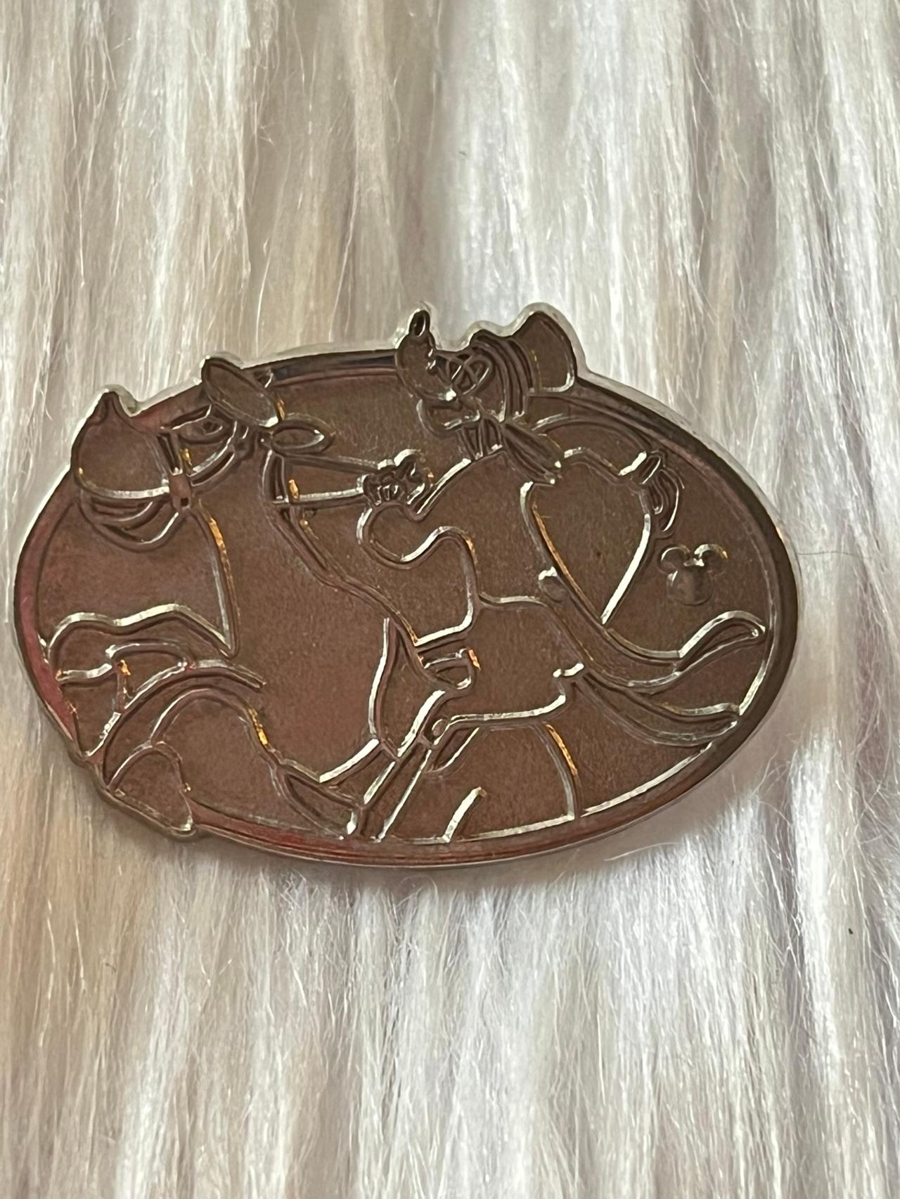 Disney Trading Pin Hidden Mickey (Goofy Riding Horse) #97243 READ — image 2
