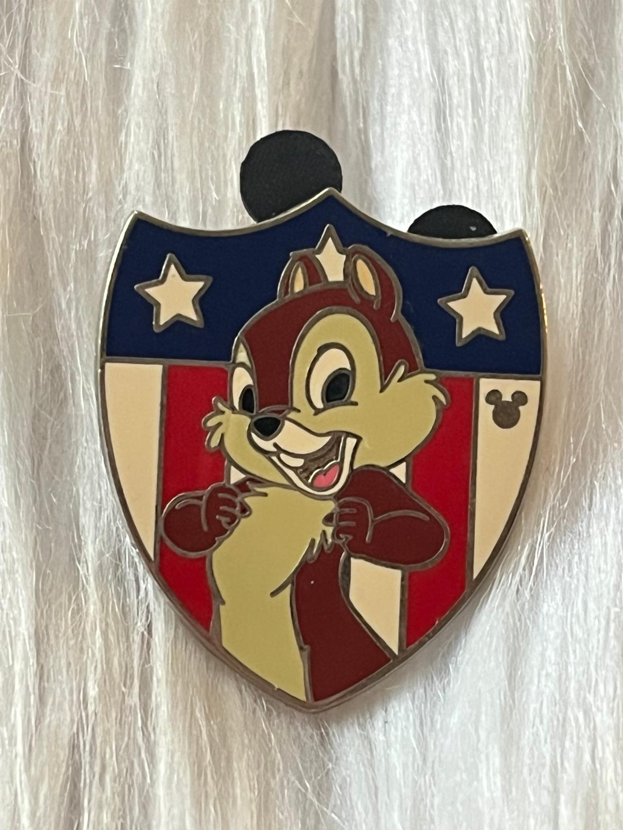 Disney Trading Pin Hidden Mickey Patriotic Characters (Chip) #28306 READ — image 2