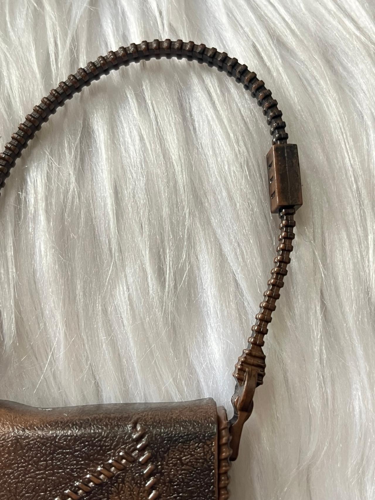 Ever After High G1 Hunter Huntsman Signature Leather Bag — image 4