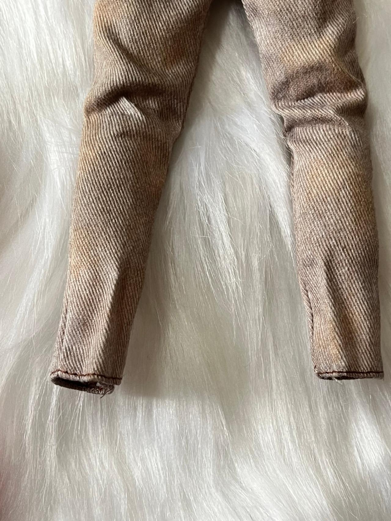 Ever After High G1 Hunter Huntsman Signature Pants — image 10