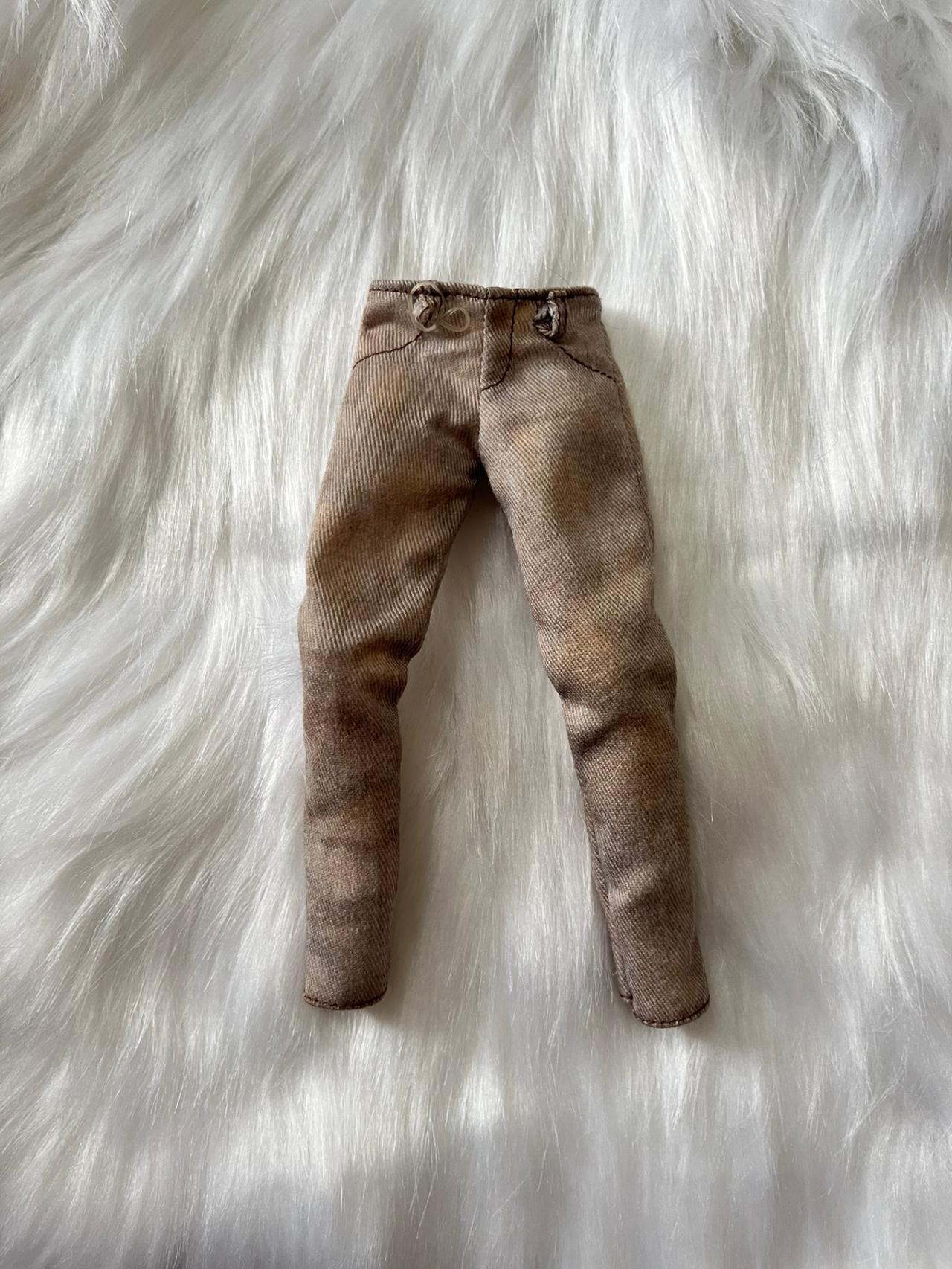 Ever After High G1 Hunter Huntsman Signature Pants — image 3