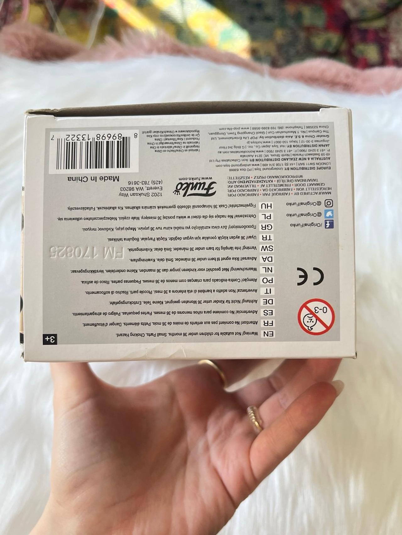 Funko Pop! Vinyl: Stranger Things Mike #423 DAMAGED BOX READ — image 12