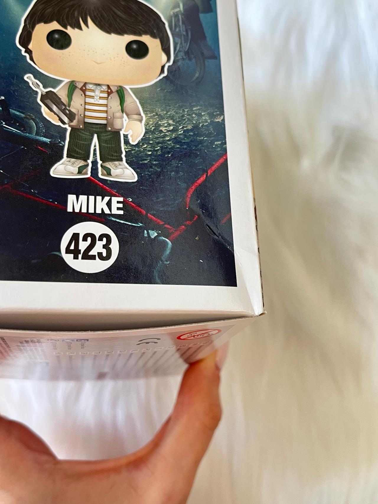 Funko Pop! Vinyl: Stranger Things Mike #423 DAMAGED BOX READ — image 7