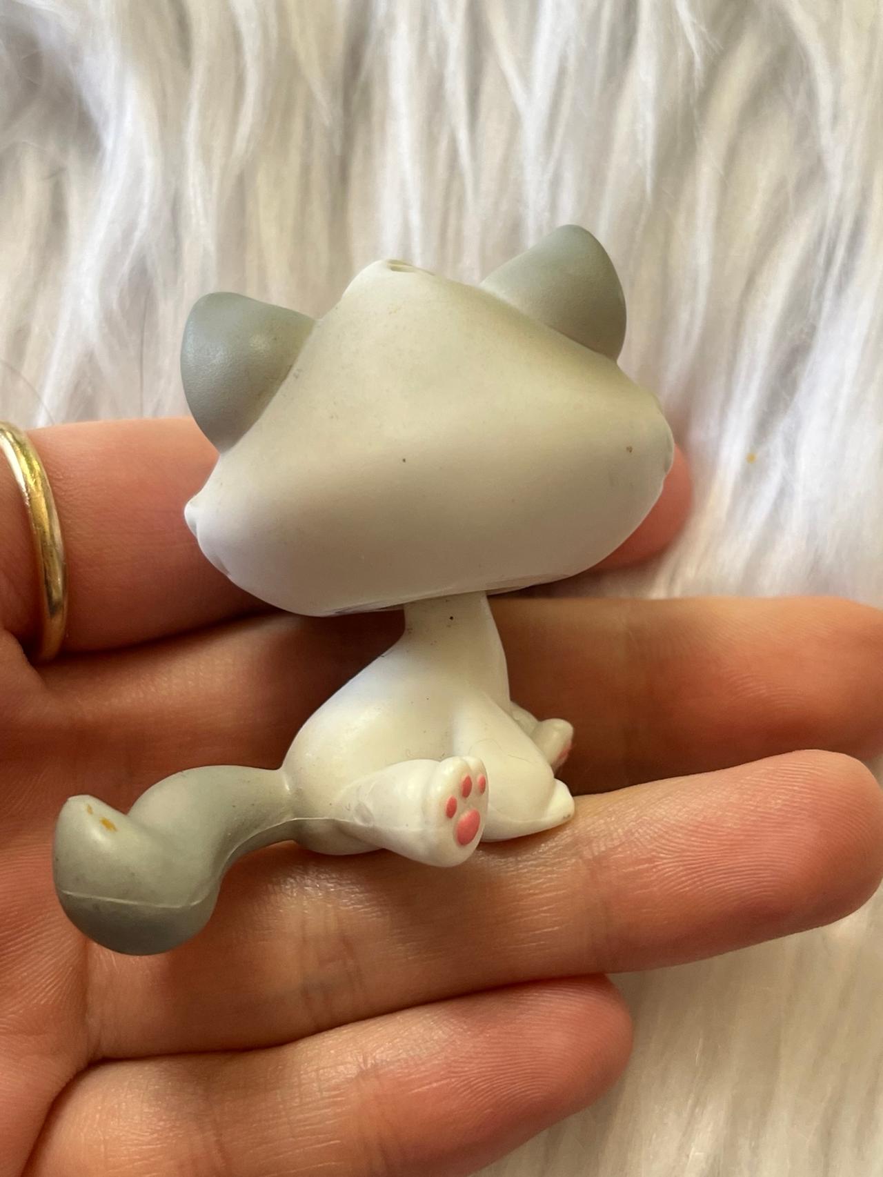 Littlest Pet Shop LPS Grey & White Tabby Cat #53 2004-2005 READ — image 5