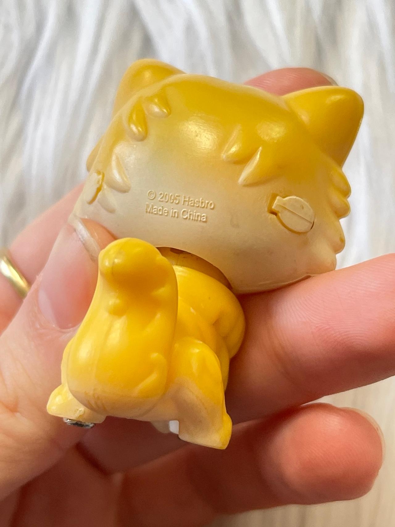 Littlest Pet Shop LPS Magnetic Yellow Cat #207 2004-2005 READ — image 9