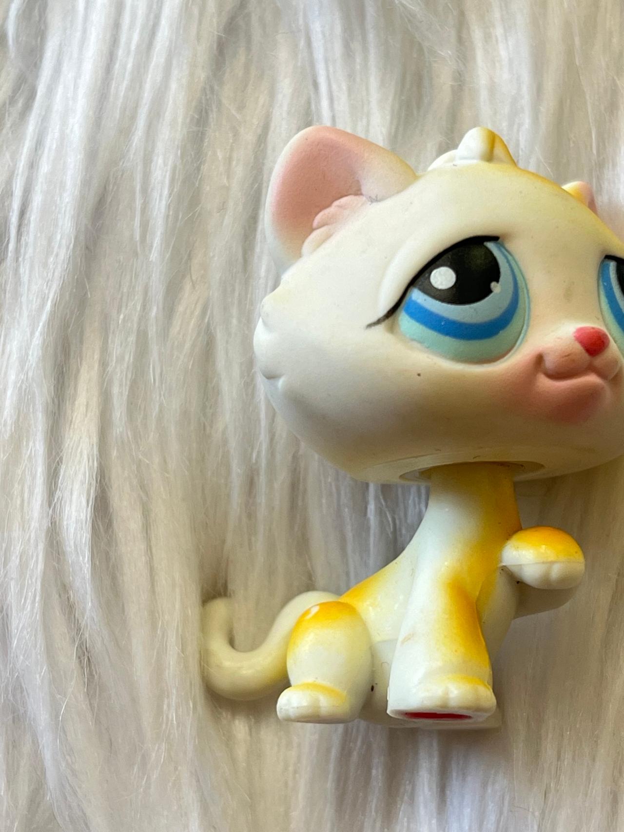 Littlest Pet Shop LPS Orange White Cat #52 2004-2005 READ — image 2