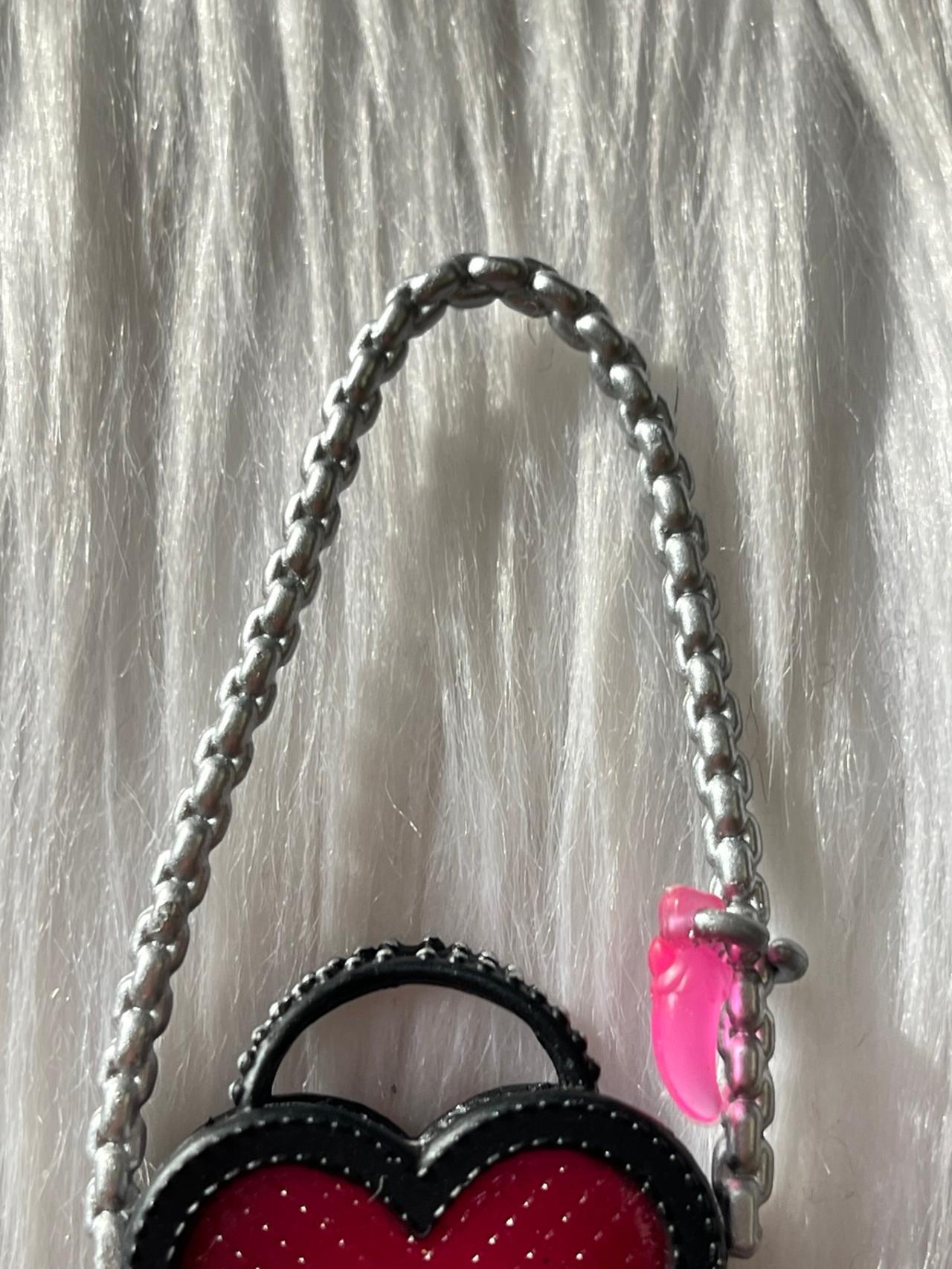 LOL OMG Spicy Spice Pink Heart Shaped Purse READ — image 3