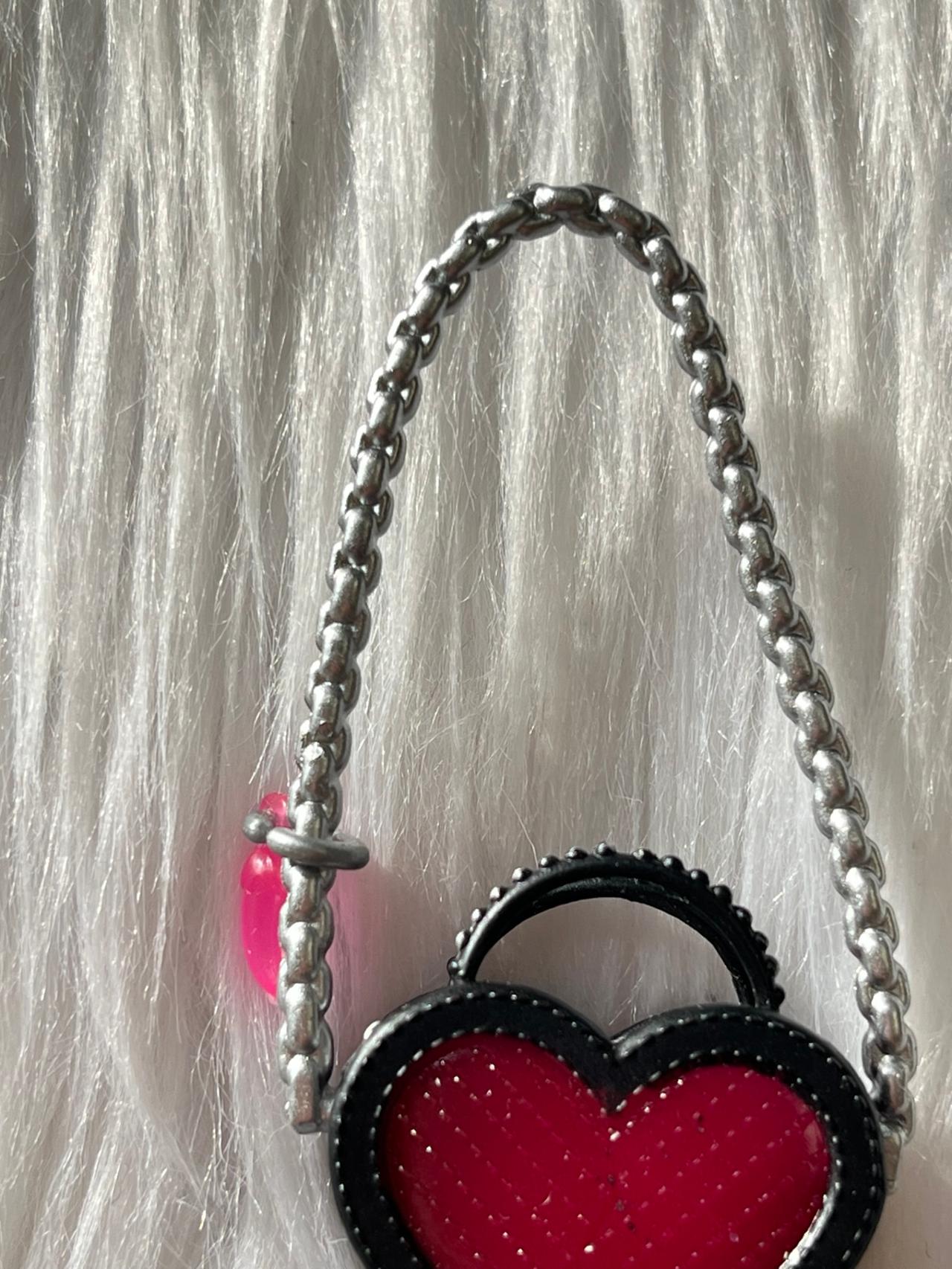 LOL OMG Spicy Spice Pink Heart Shaped Purse READ — image 5