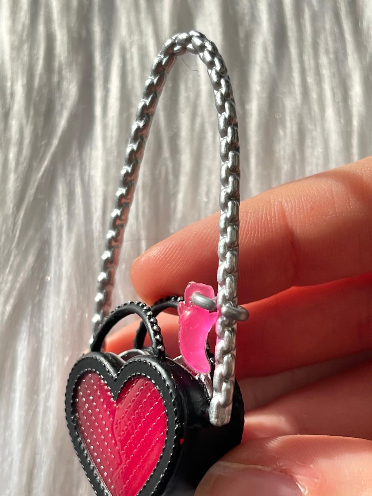 LOL OMG Spicy Spice Pink Heart Shaped Purse READ — image 6