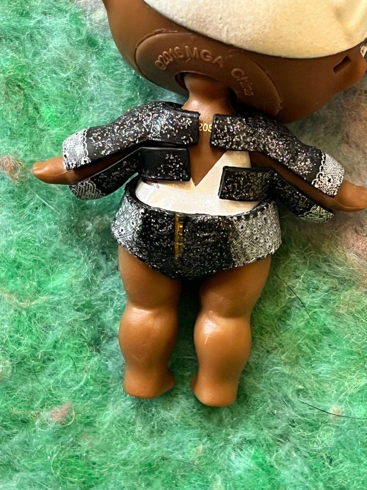 Lol Surprise Doll White Hair White Leotard — image 4