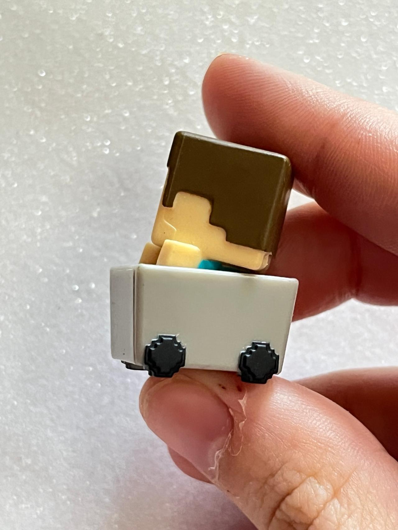 Minecraft Mini Series 3 Steve In Minecart Figure READ — image 7