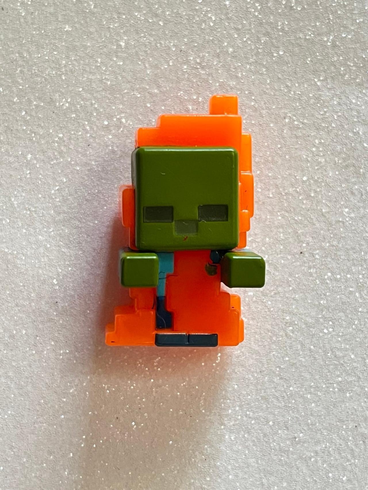 Minecraft Mini Series 3 Zombie in Flames Figure READ — image 2