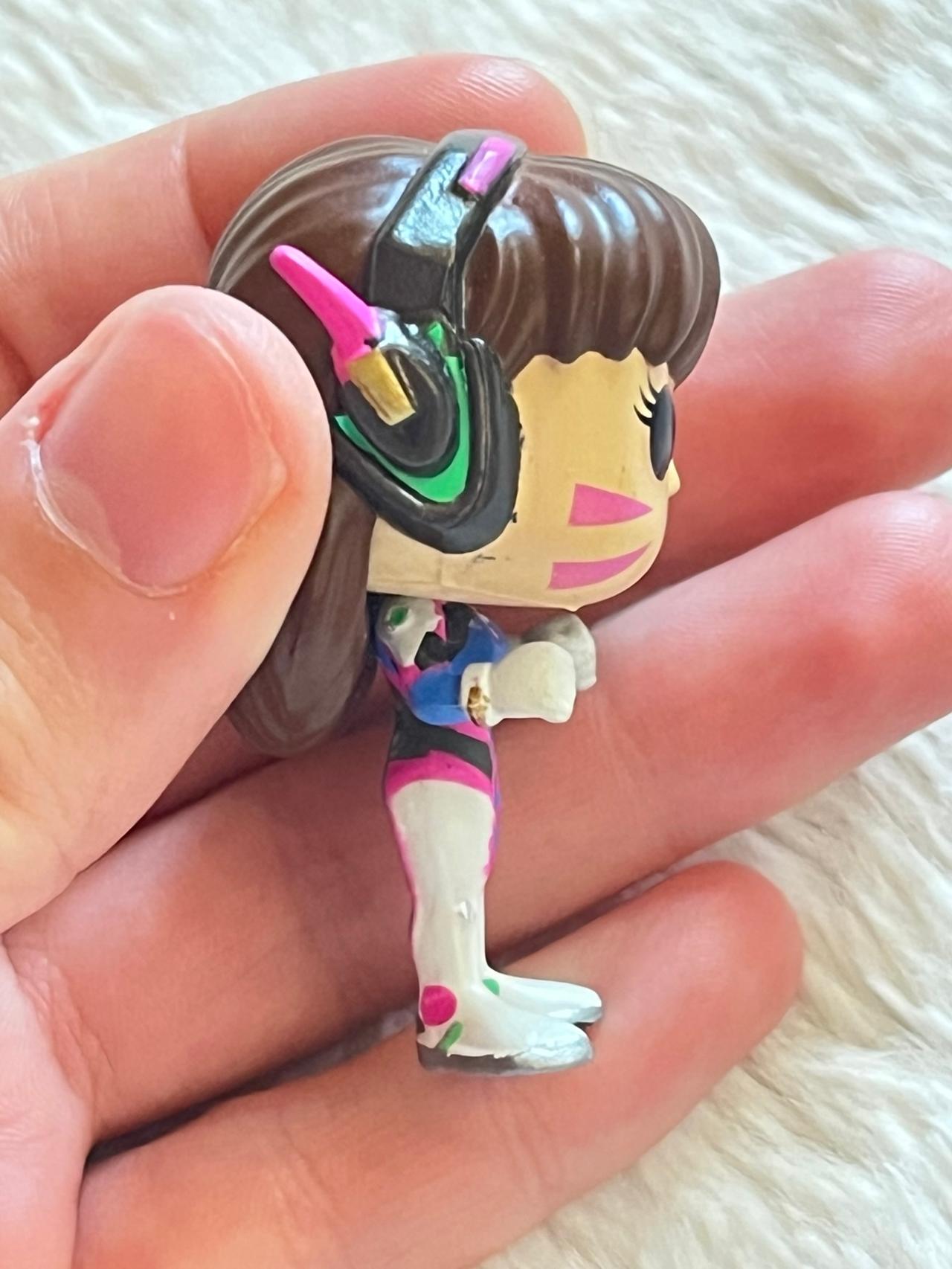MINI Funko POP! Overwatch Diva 177 USED-DISPLAY READ — image 8
