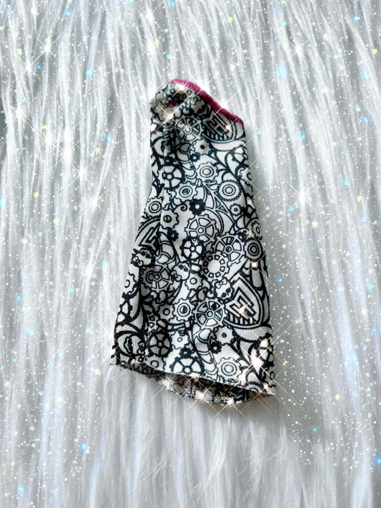 Monster High G1 Designer Boo-tique Color-In Dress READ