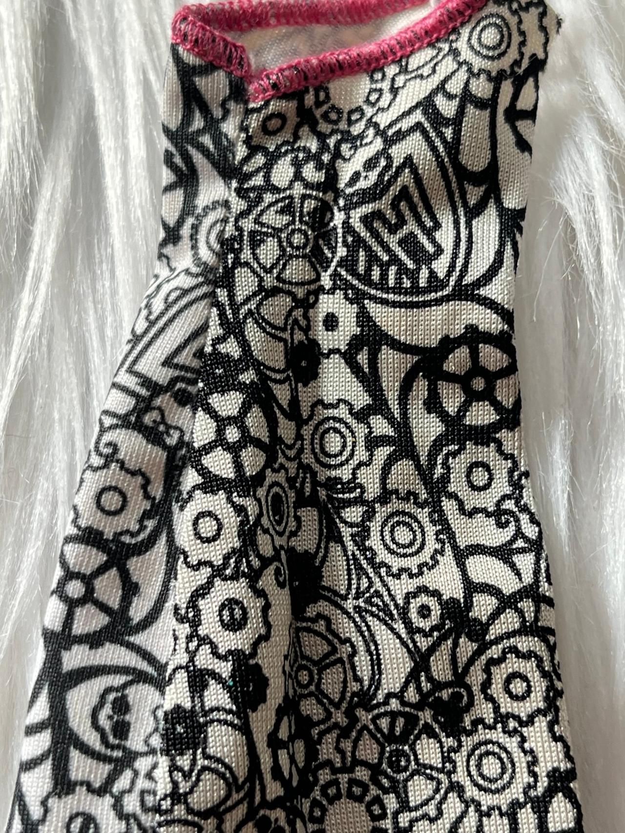 Monster High G1 Designer Boo-tique Color-In Dress READ — image 3
