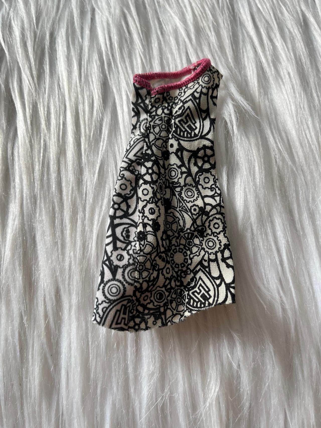 Monster High G1 Designer Boo-tique Color-In Dress READ — image 8