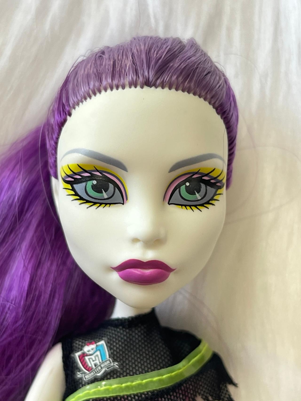 Monster High G1 Ghouls Sports Spectra Vondergeist INCOMPLETE OOB Doll READ — image 3
