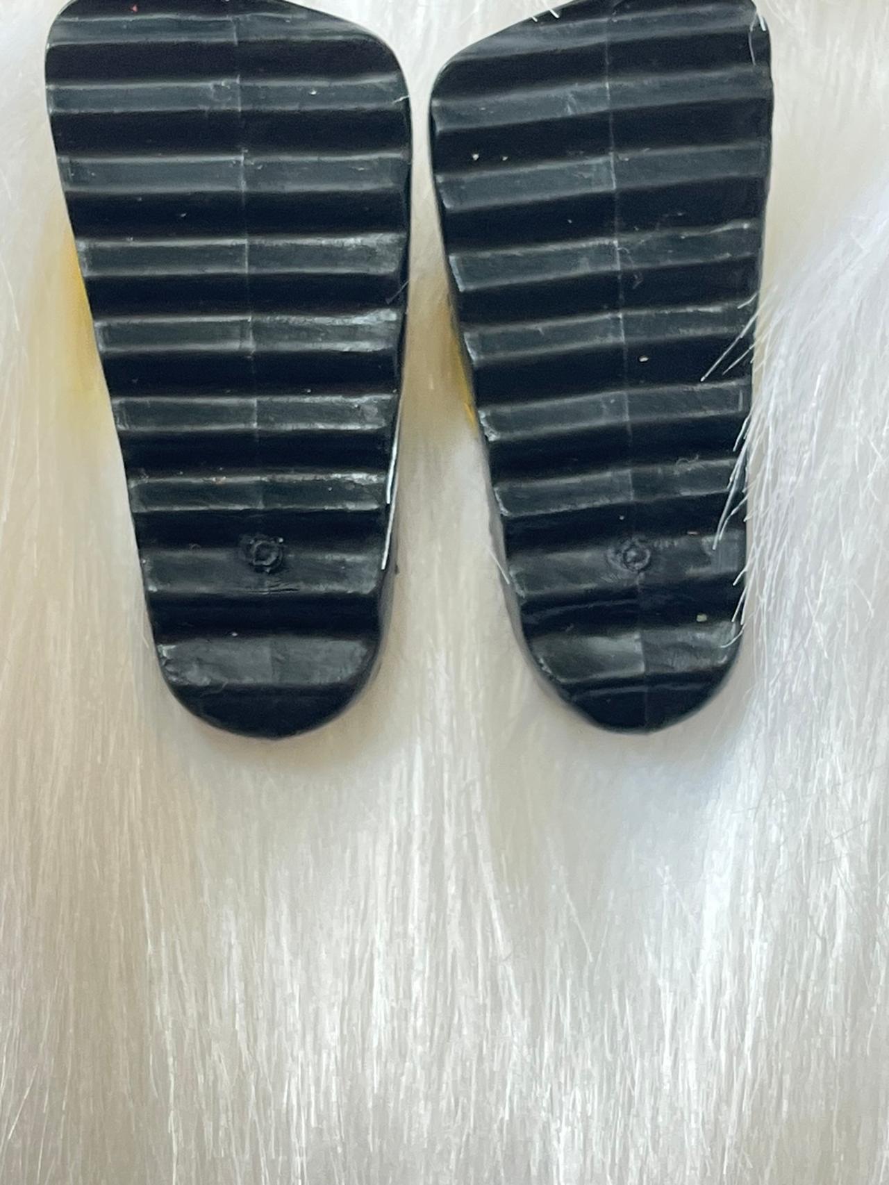 Monster High G1 Jackson Jekyll Skull Shores Sandals READ — image 9