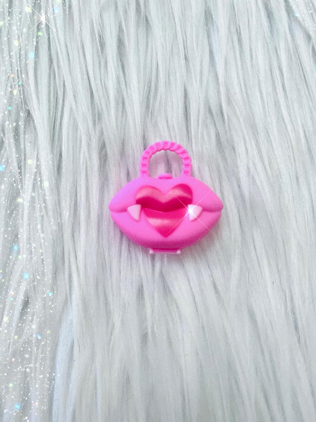 Monster High G3 Draculaura Latin American Exclusive Day Out Purse READ