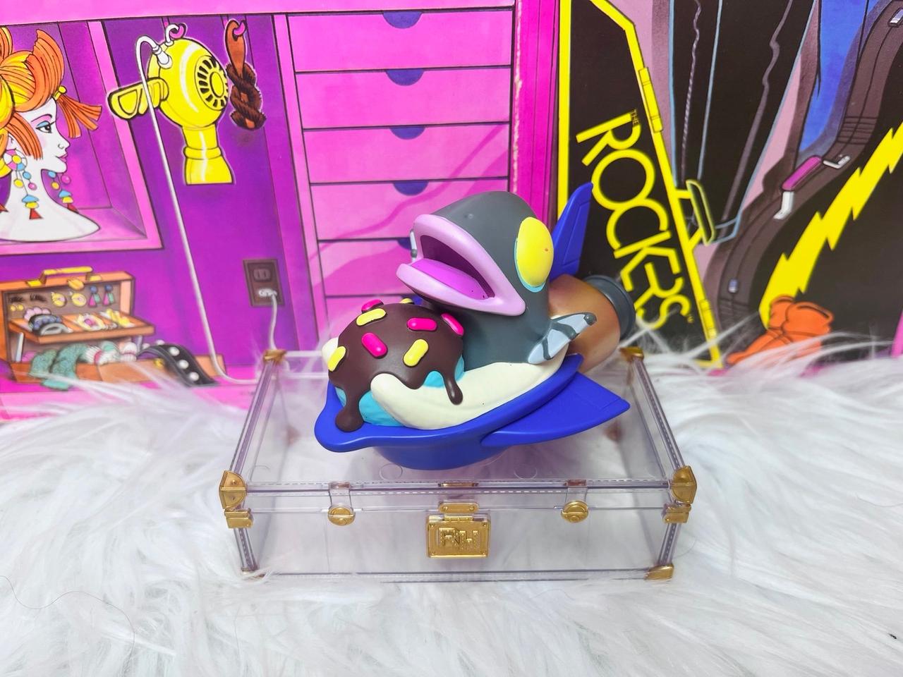 POPMART Coarse Little Voyagers Snack Time Space Fish Figure