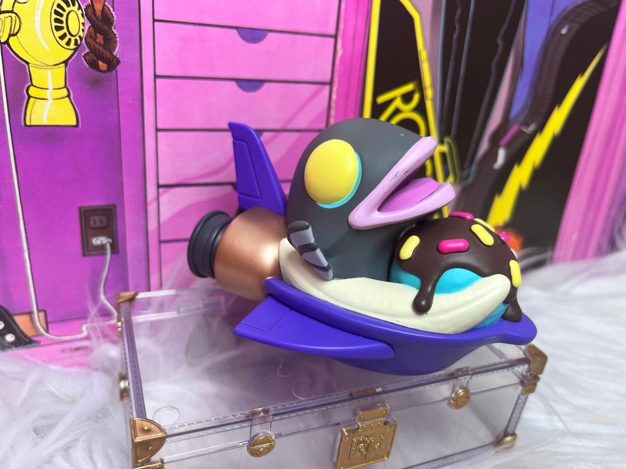 POPMART Coarse Little Voyagers Snack Time Space Fish Figure — image 3