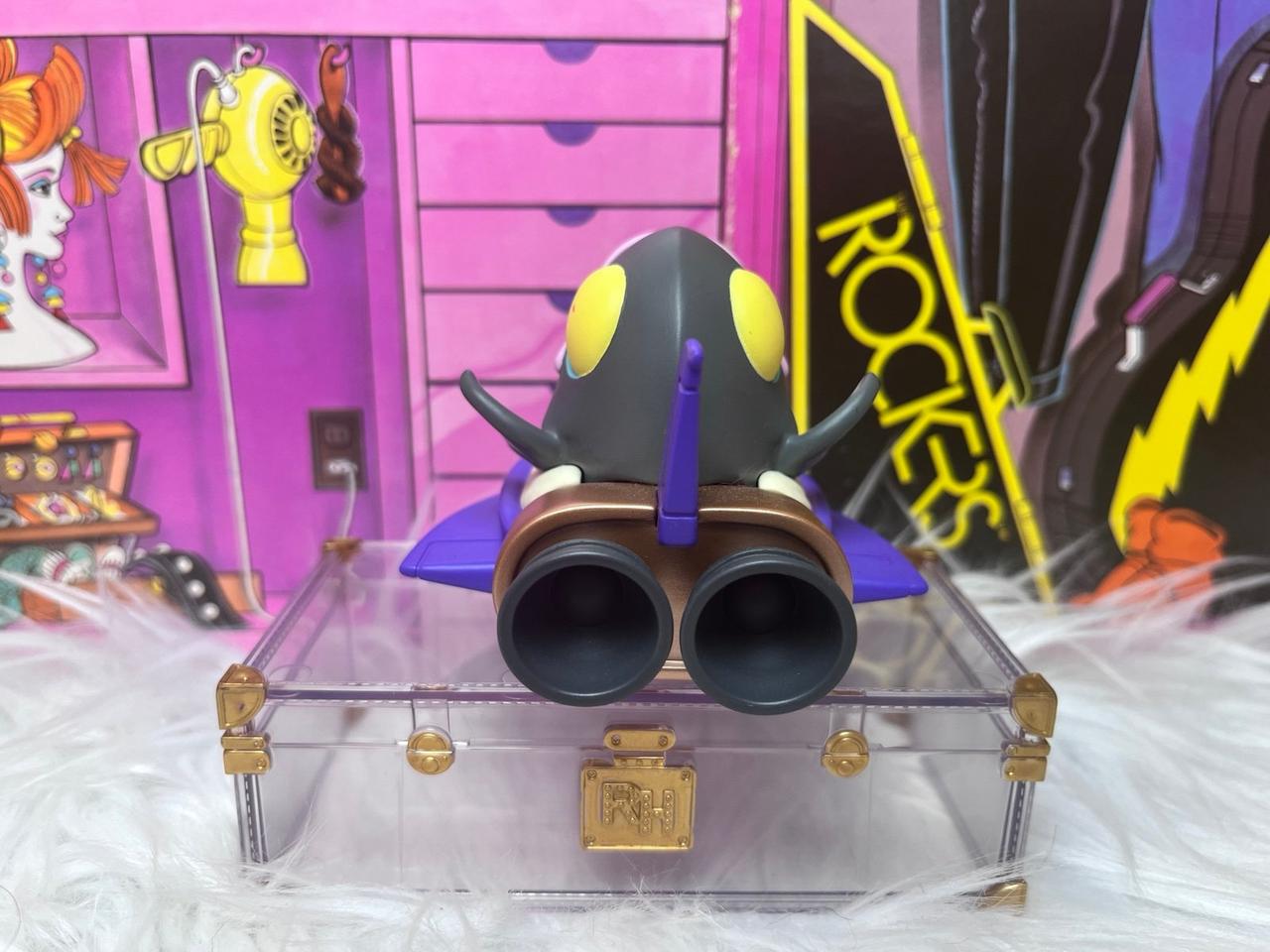 POPMART Coarse Little Voyagers Snack Time Space Fish Figure — image 4