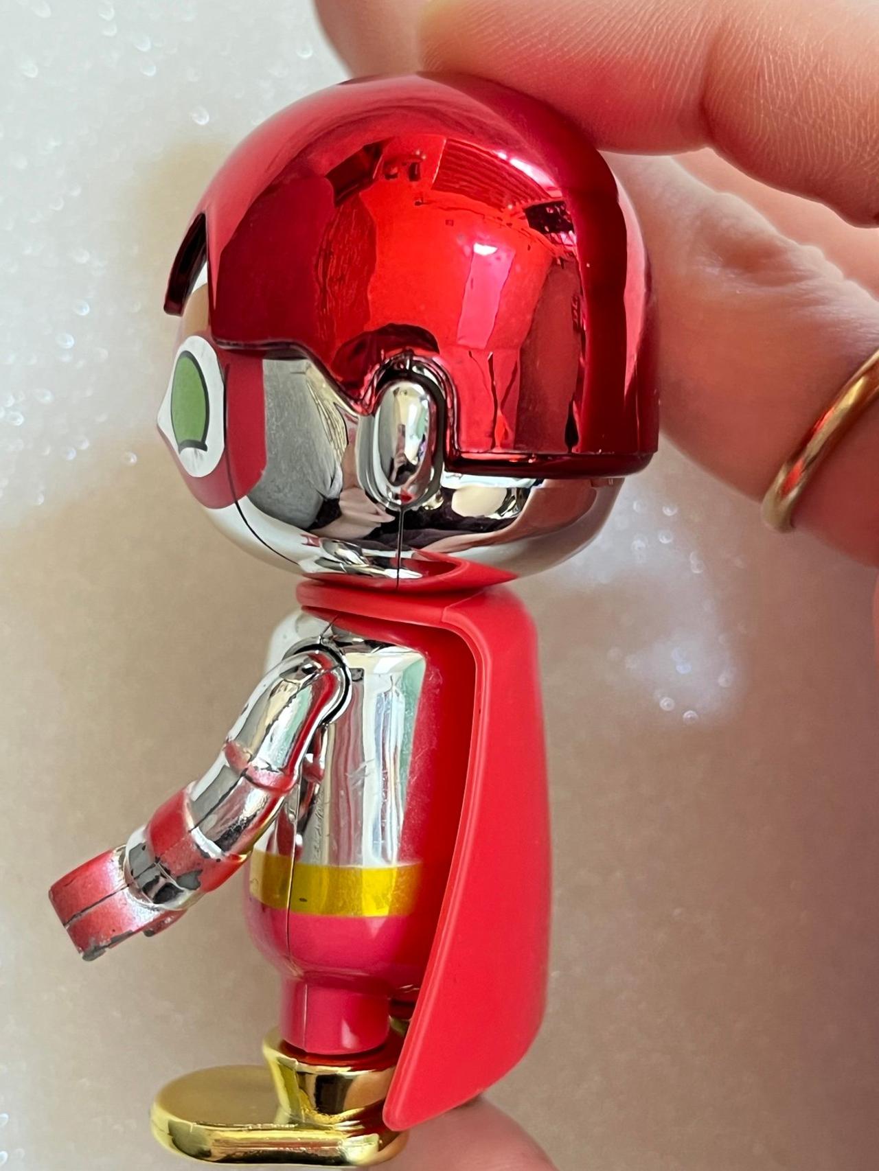 Ryan’s World Mystery Microverse Steel Titan Chrome Red & Gold Figure READ — image 8