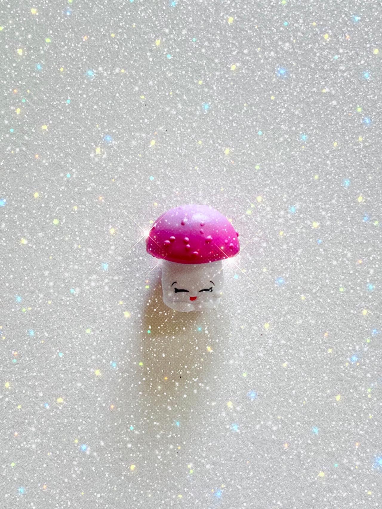 Shopkins Season 6 #6-001 Button Mushroom Chefs Club READ