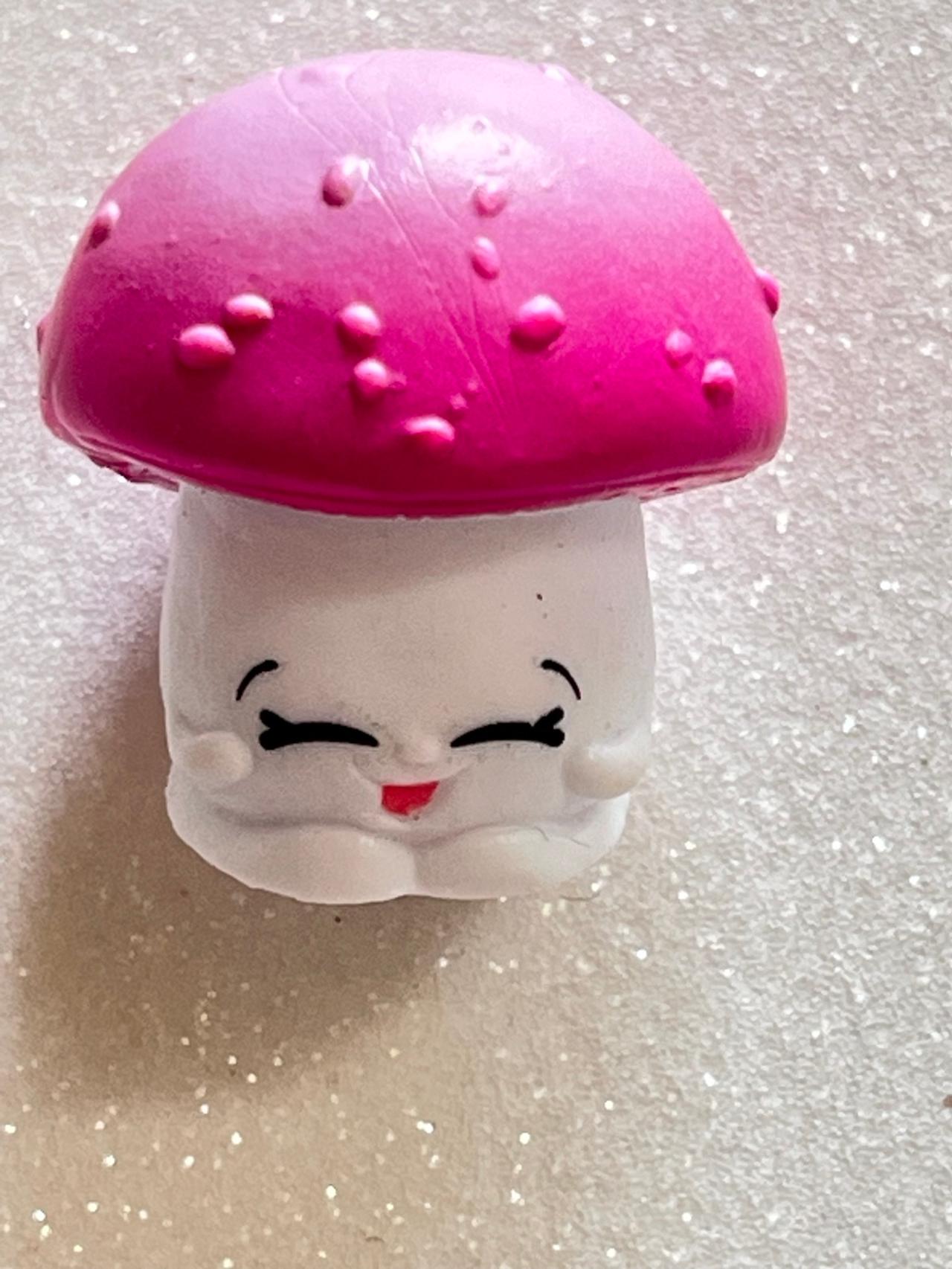 Shopkins Season 6 #6-001 Button Mushroom Chefs Club READ — image 2