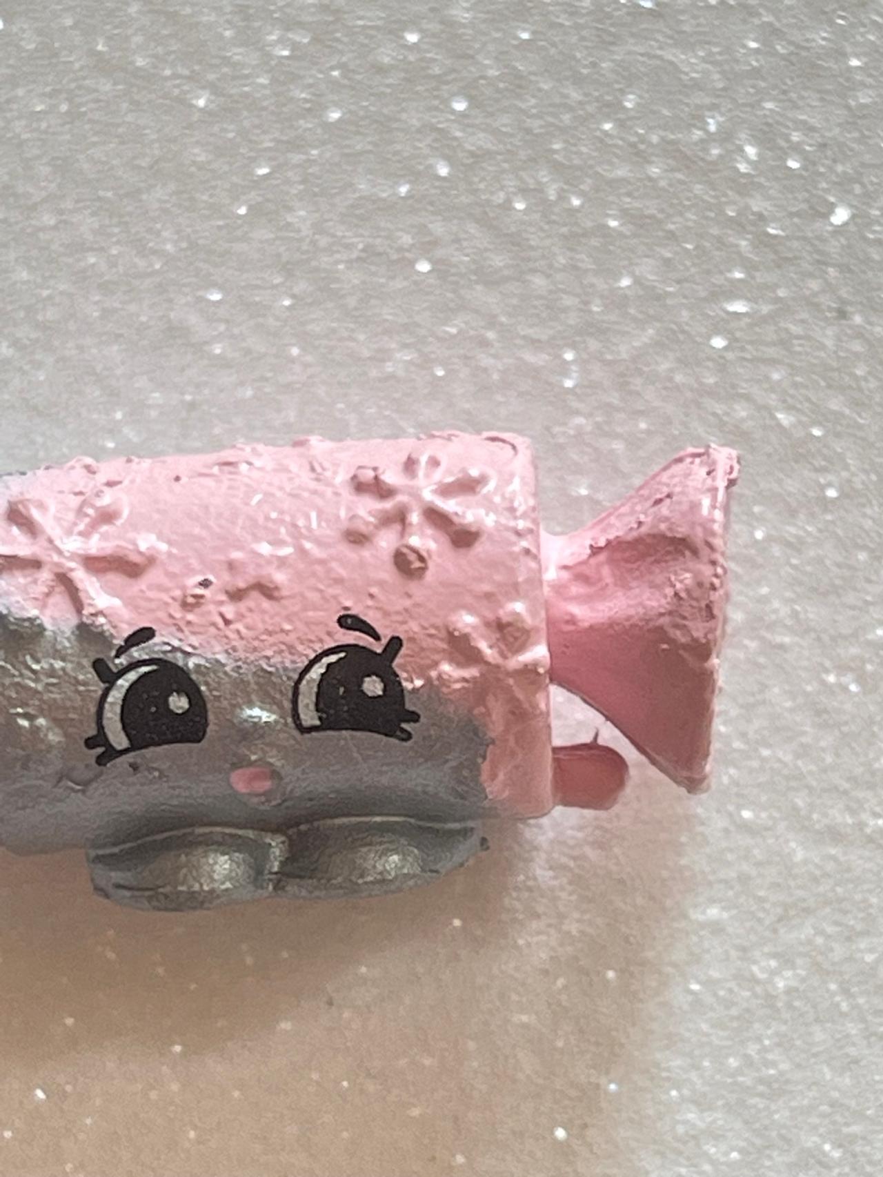 Shopkins Season 8 #8-226 Candy Wrapper Christmas Holidays Rare READ — image 3