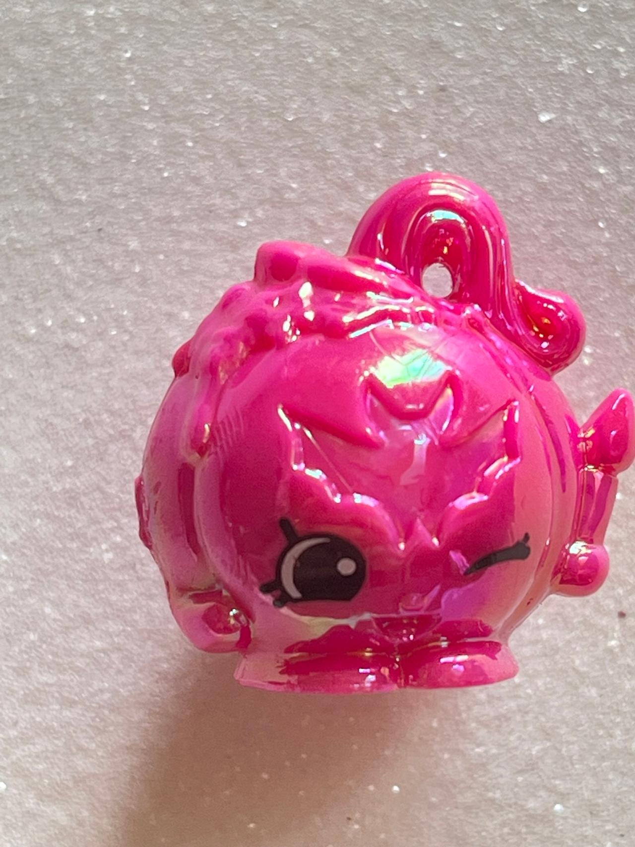 Shopkins Season 8 #8-226 Ella Ween  Gleamtastic Holidays Ultra Rare READ — image 2