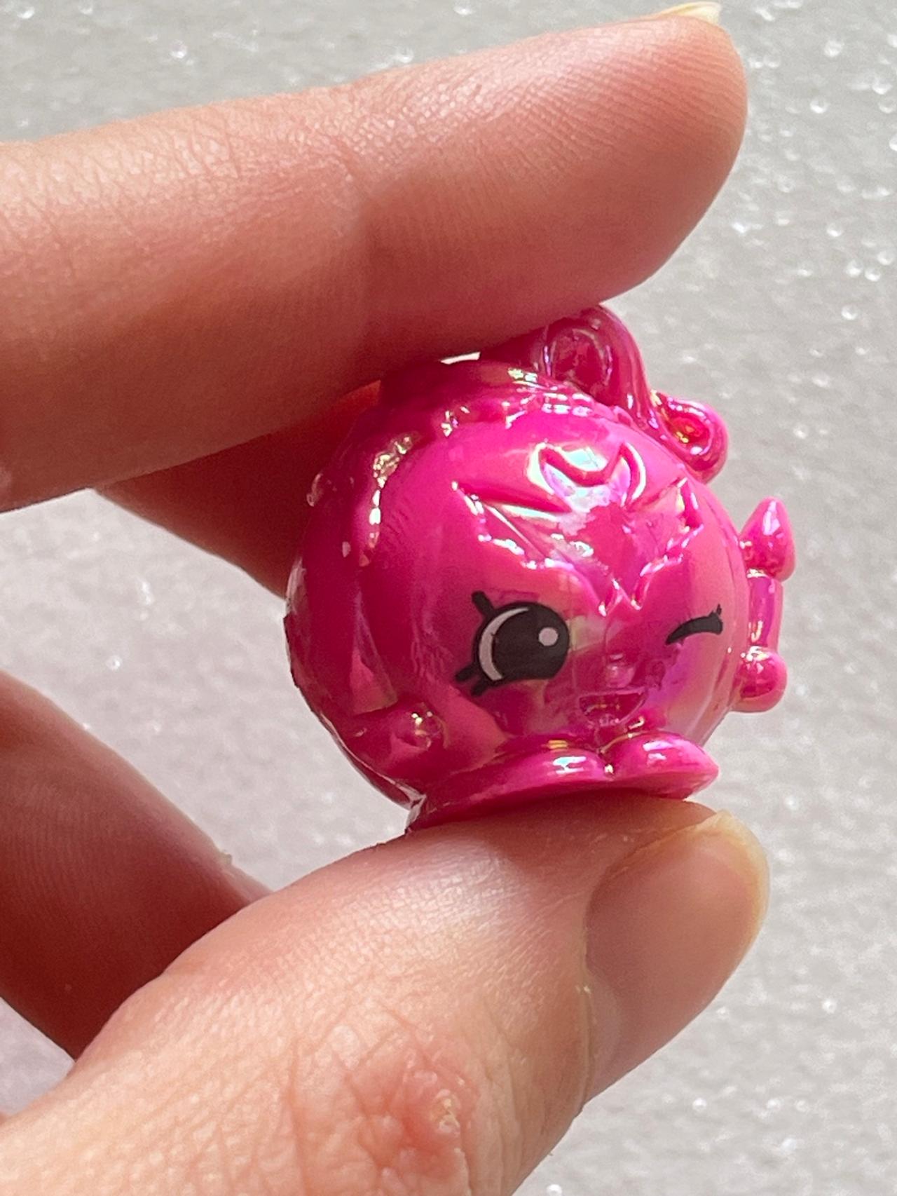 Shopkins Season 8 #8-226 Ella Ween  Gleamtastic Holidays Ultra Rare READ — image 6