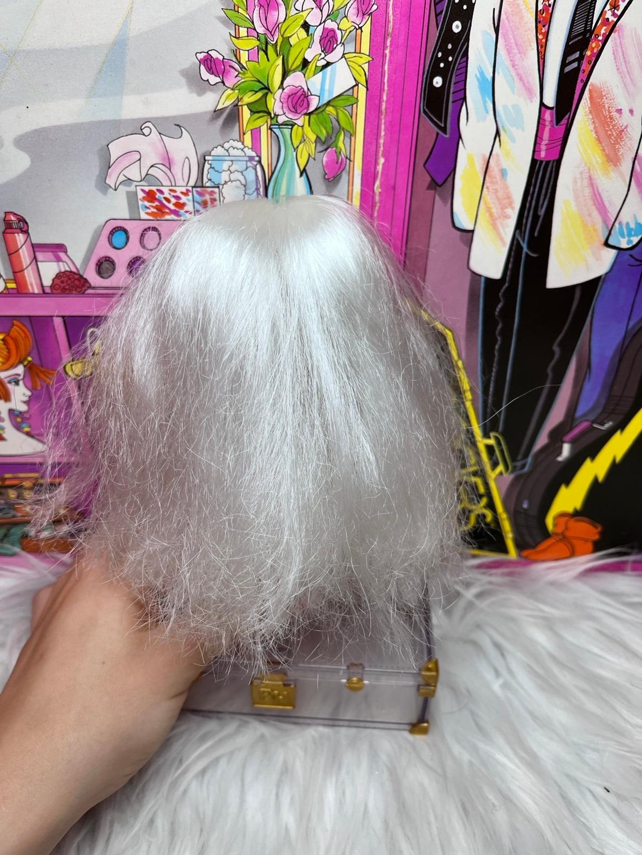Shopkins Shoppies Beach Style Kokonut OOB Doll — image 9