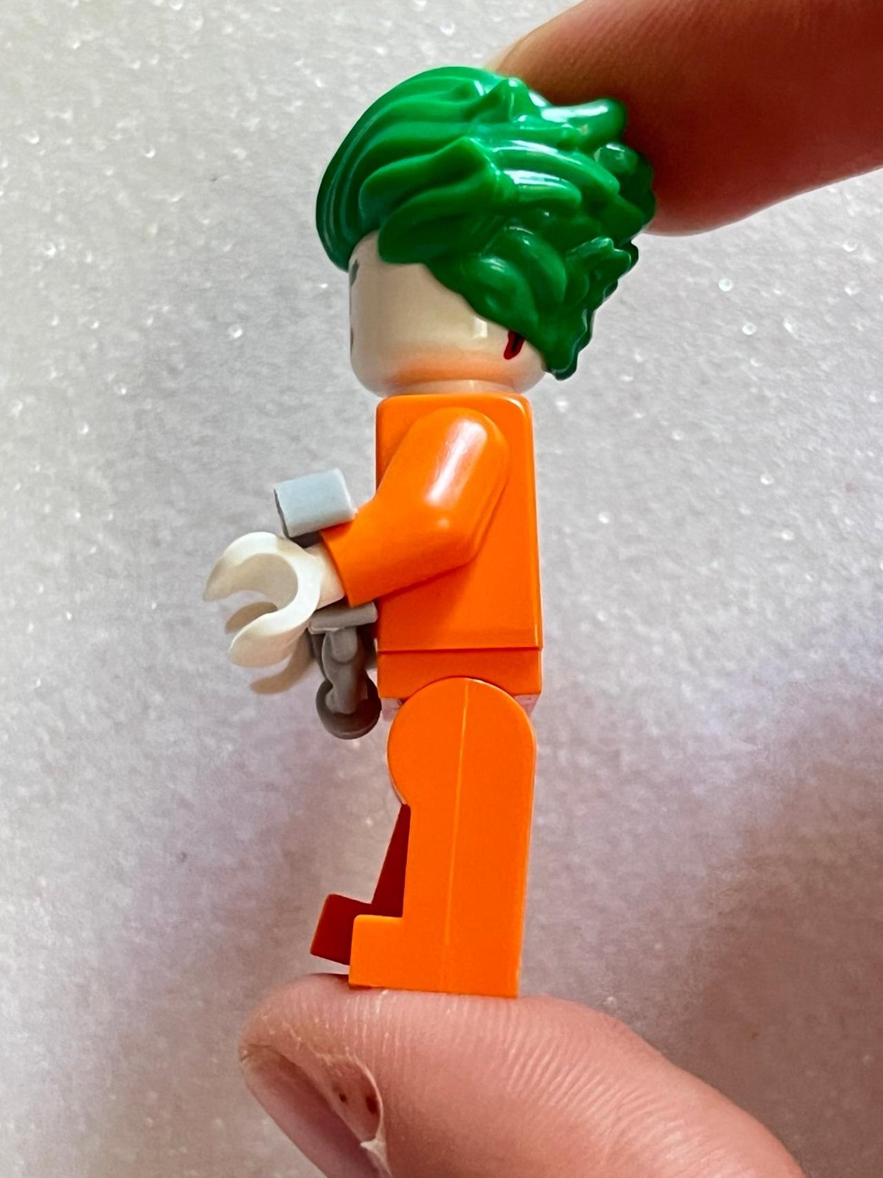 The Lego Batman Movie Prison Joker With Handcuffs LEGO 70912 Figure READ — image 4