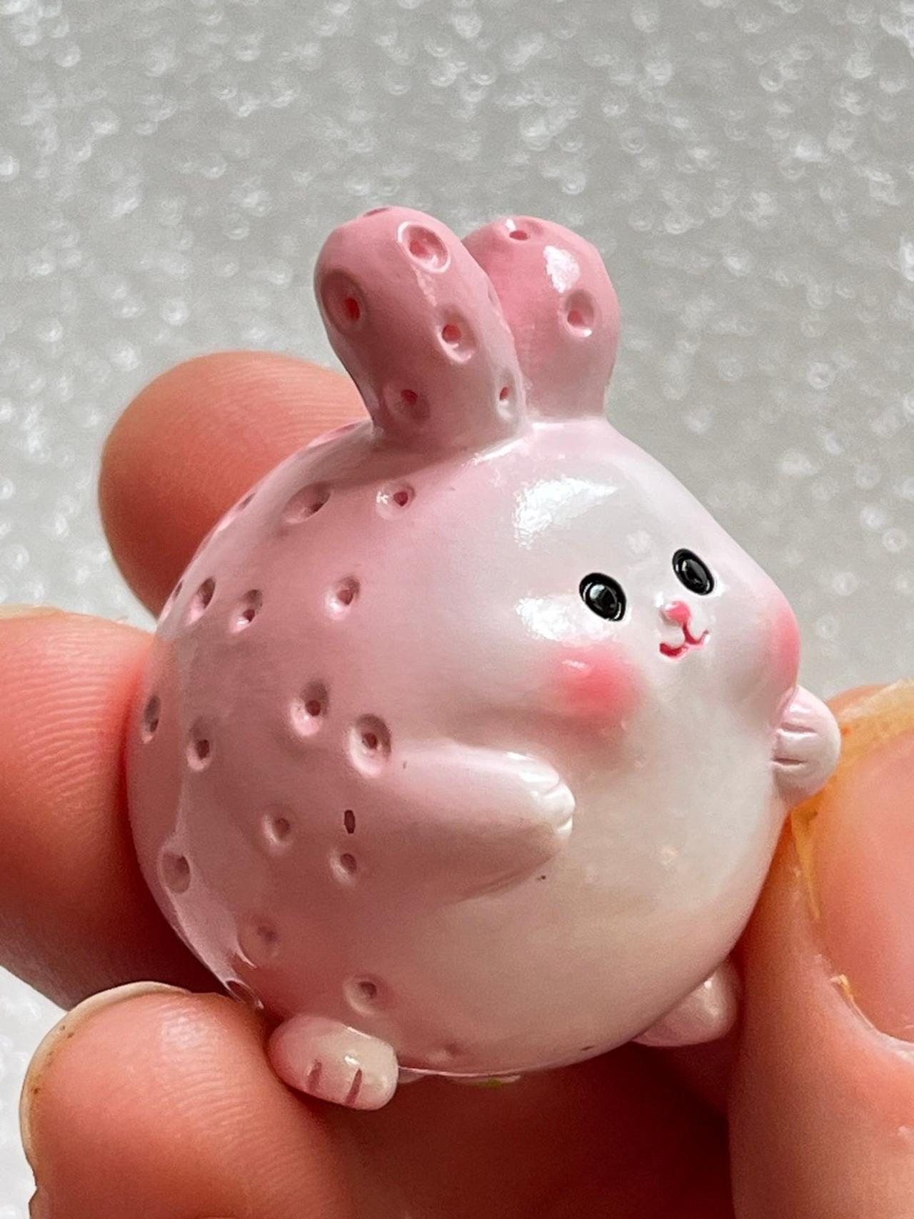 Yi Chuang Tech Daily Food Animals Strawberry Bunny LNWOP READ — image 9