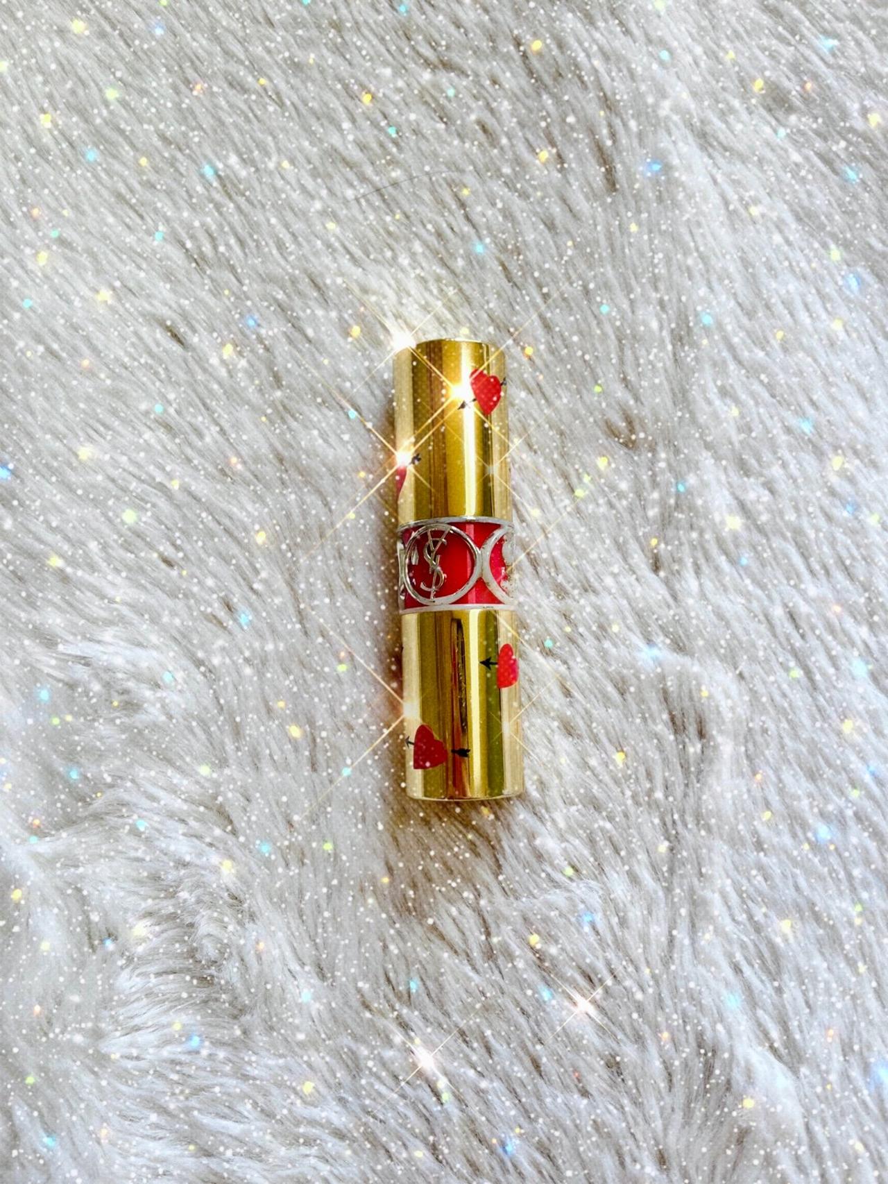 YSL Yves Saint Laurent Valentines Limited Edition Shine Lipstick 62R903 45 READ